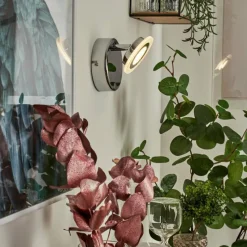 hofstein Applique murale Lucy LED Chrome, 1 lumière, Télécommandes, Changeur de couleurs