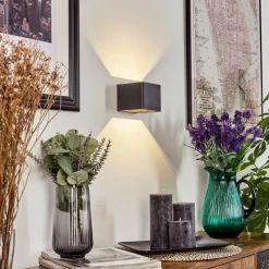 hofstein Applique murale Chuitna LED Noir, 1 lumière