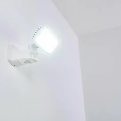 hofstein Applique murale d'extérieur Loit LED Blanc, 1 lumière, Détecteur de mouvement