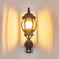 Luminaires Rustiques-hofstein Applique murale d'extérieur Lentua Noir, 1 lumière, Détecteur de mouvement