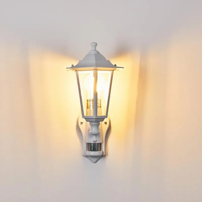 Luminaires Rustiques-hofstein Applique murale d'extérieur Loria Blanc, 1 lumière, Détecteur de mouvement