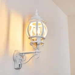 Luminaires Rustiques-hofstein Applique murale d'extérieur Lentua Blanc, 1 lumière, Détecteur de mouvement