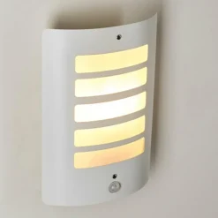 hofstein Applique murale d'extérieur Alslev Blanc, 1 lumière, Détecteur de mouvement