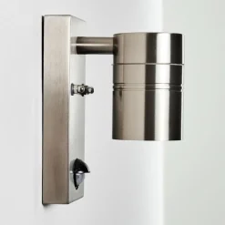 hofstein Applique murale d'extérieur Froslev LED Chrome, 1 lumière, Détecteur de mouvement