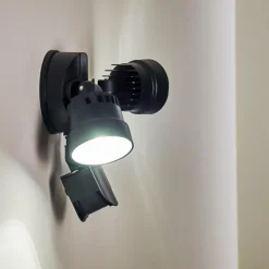 hofstein Applique murale d'extérieur Emmerlev LED Noir, 2 lumières, Détecteur de mouvement