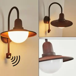 Luminaires Rustiques-hofstein Applique murale d'extérieur Pohei Rouille, 1 lumière, Détecteur de mouvement