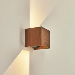 Luminaires Scandinaves-hofstein Applique murale d'extérieur Tamarin LED Anthracite, Brun, Couleur bois, 1 lumière