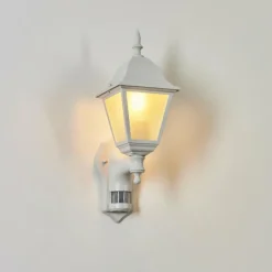 Luminaires Rustiques-hofstein Applique murale d'extérieur Naofe Blanc, 1 lumière, Détecteur de mouvement