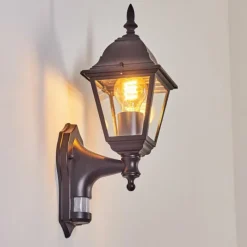 Luminaires Rustiques-hofstein Applique murale d'extérieur Naofe Noir, 1 lumière, Détecteur de mouvement