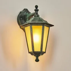 Luminaires Rustiques-hofstein Applique murale d'extérieur Loria Vert, Noir, 1 lumière