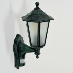 Luminaires Rustiques-hofstein Applique murale d'extérieur Loria Vert, Noir, 1 lumière, Détecteur de mouvement