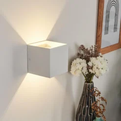hofstein Applique murale Fulufo LED Blanc, 1 lumière