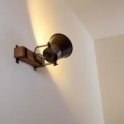 Lampes Industrielles-hofstein Applique murale Skodsbol Bois foncé, Acier brossé, 1 lumière
