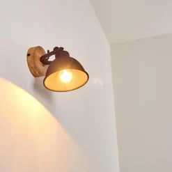 Lampes Industrielles-hofstein Applique murale Svanfolk Bois clair, 1 lumière