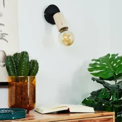 Luminaires Scandinaves-hofstein Applique murale Vasanello Noir, 1 lumière