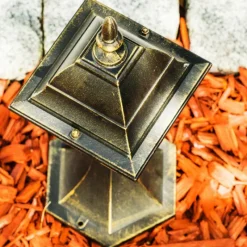 Luminaires Rustiques-hofstein Borne lumineuse Antibes Brun doré, 1 lumière