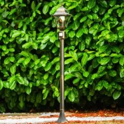 Luminaires Rustiques-hofstein Borne lumineuse Antibes Brun doré, 1 lumière, Détecteur de mouvement