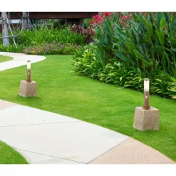 Lampes En Bois-Luminaires Globo Lighting Borne lumineuse Globo BOSTON Bois foncé, 1 lumière, Détecteur de mouvement