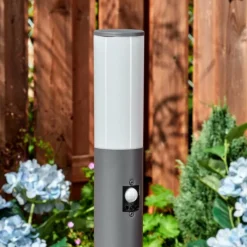 hofstein Caserta Lampe à prise électrique, Eclairage de chemin Anthracite, 1 lumière, Détecteur de mouvement