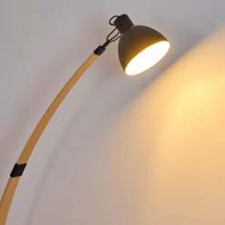 Luminaires Scandinaves-hofstein Lampadaire Higashi Bois clair, Noir, 1 lumière