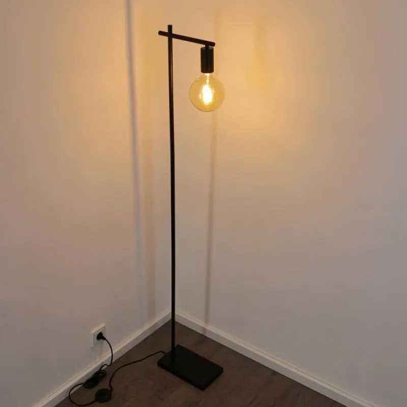 Lampes Industrielles-hofstein Lampadaire Pamunkey Noir, 1 lumière