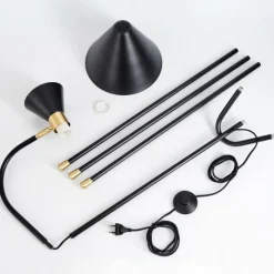 Lampes Industrielles-hofstein Lampadaire Rinkila Noir, 1 lumière