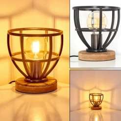 Lampes Industrielles-hofstein Lampe à poser Haervej Bois clair, Noir, 1 lumière