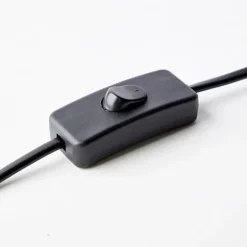 Luminaires Brilliant Lampe de table Brilliant Scarlett Noir, 1 lumière