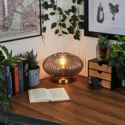 Suspension Verre Fumé-hofstein Lampe de table Goldenville Laiton, 1 lumière