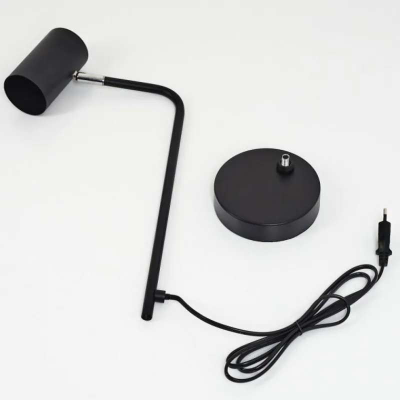 Luminaires Scandinaves-hofstein Lampe de table Zuoz Chrome, Noir, 1 lumière