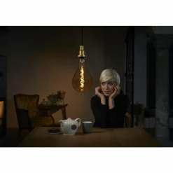 Luminaires Osram OSRAM Vintage 1906® LED E27 4 Watt 2000 Kelvin 300 Lumen