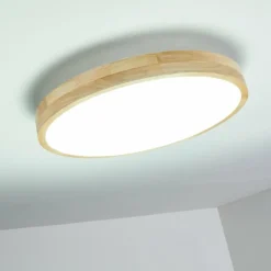 hofstein Plafonnier Bagaha LED Bois clair, 1 lumière, Télécommandes