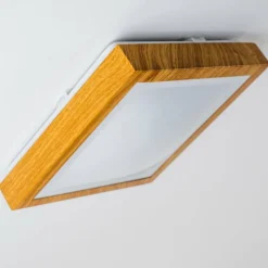 hofstein Plafonnier Sora Wood LED Bois clair, 1 lumière