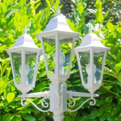 Luminaires Rustiques-hofstein Réverbère Hongkong Blanc, 3 lumières