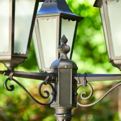 Luminaires Rustiques-hofstein Réverbère Hongkong Frost Noir, 3 lumières