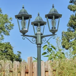 Luminaires Rustiques-hofstein Réverbère Hongkong Vert, Noir, 3 lumières