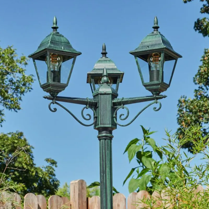 Luminaires Rustiques-hofstein Réverbère Naofe Vert, Noir, 3 lumières