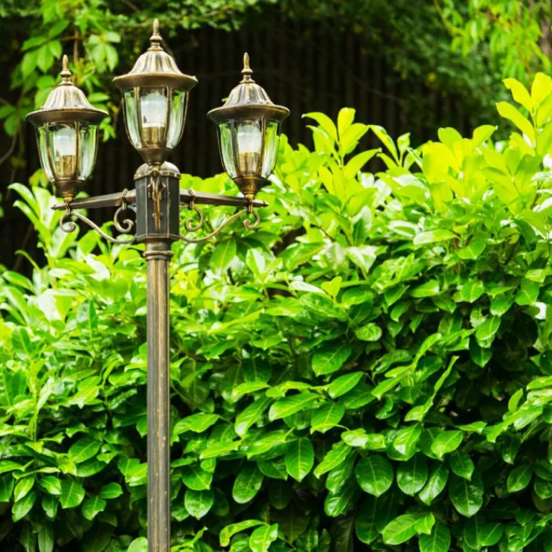 Luminaires Rustiques-hofstein Réverbère Ribadeo Noir doré, 3 lumières